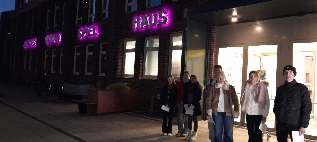 „Cierpienia młodych wartości”- wyjście do teatru.